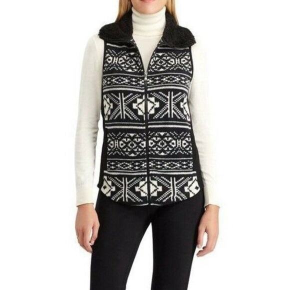 CHAPS Women's Fleece Vest Jacket~ Black And White Aztec Size Medium NWT! - Picture 1 of 6